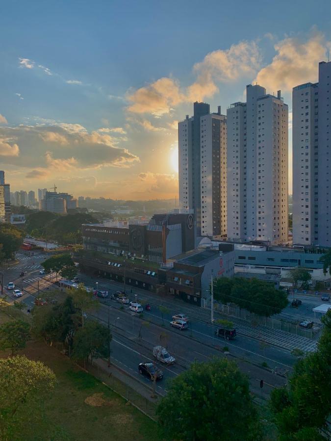Apartamento Encantador: Vista Privilegiada no Bigorrilho Curitiba Exterior photo