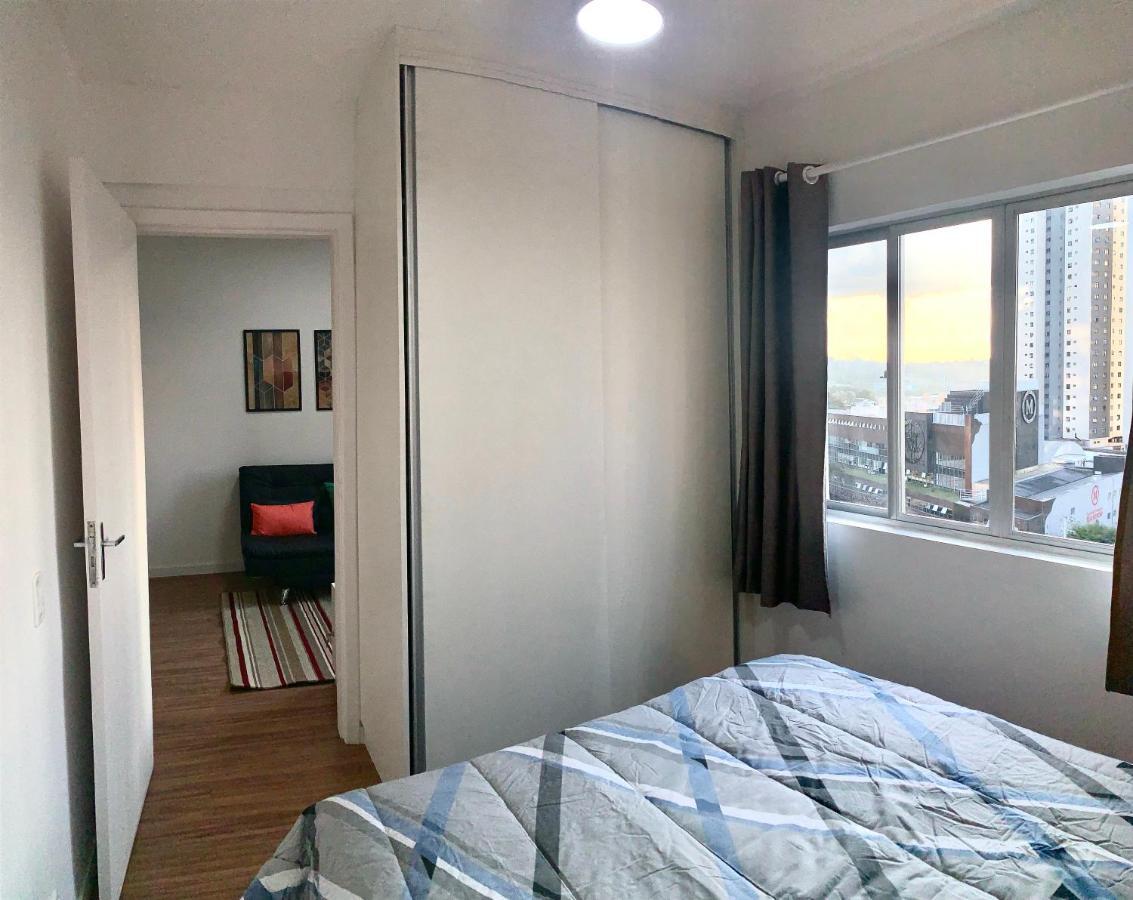 Apartamento Encantador: Vista Privilegiada no Bigorrilho Curitiba Exterior photo